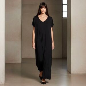 Olivia Rae Classic Black Maxi Dress